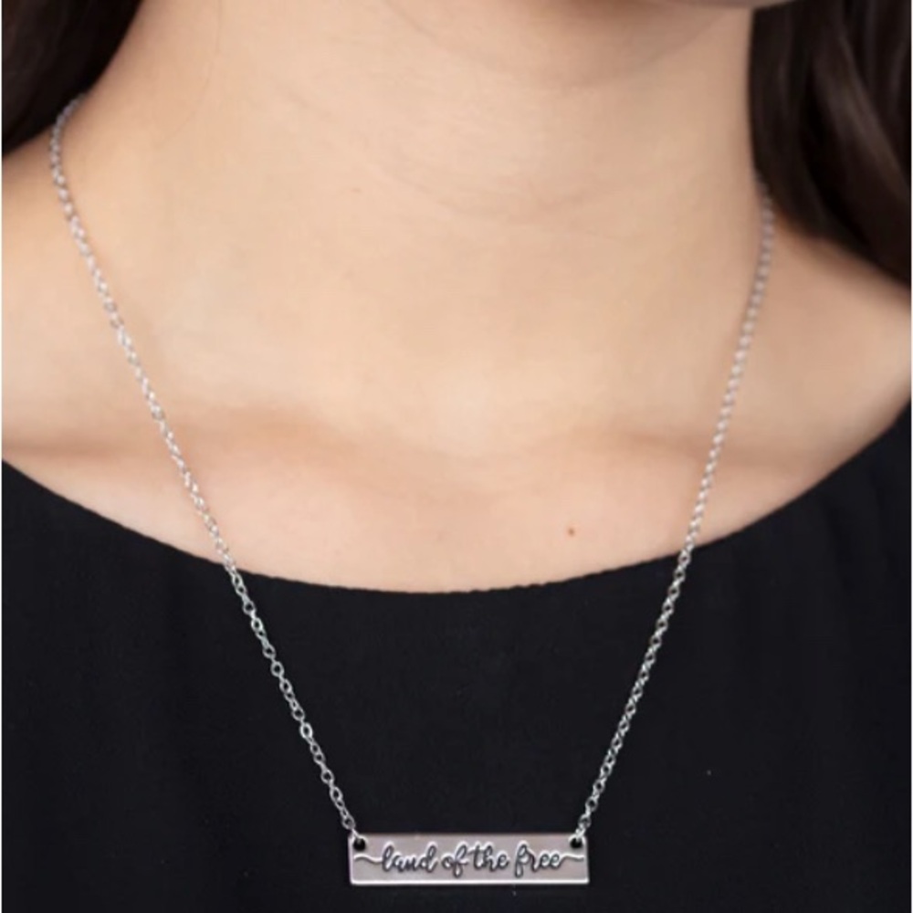 Paparazzi Land of the Free Necklace and Earrings Set
